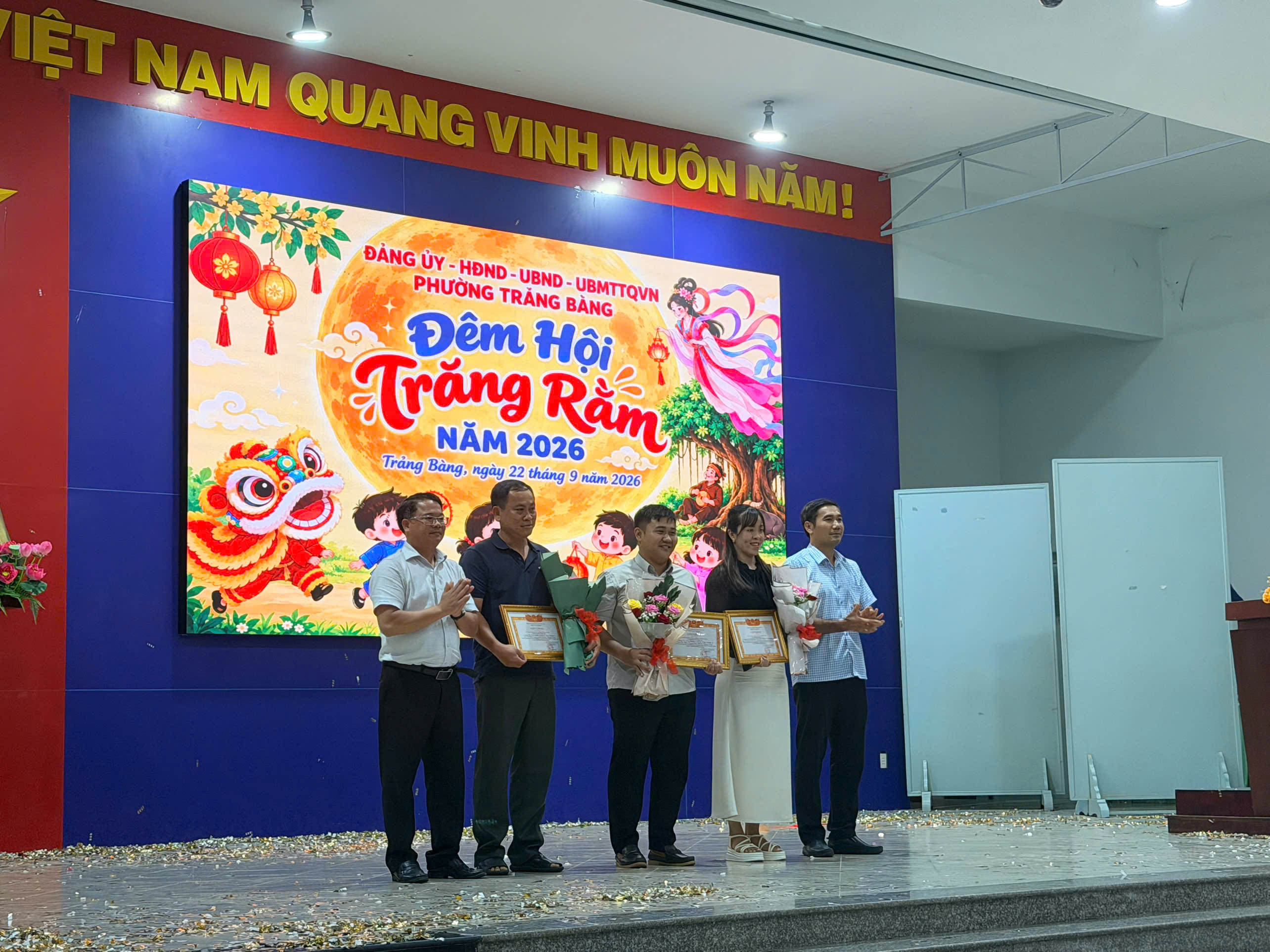 ĐÊM HỘI TRĂNG RẦM 2026: CÔNG TY PHÚC VƯƠNG LAN TỎA YÊU THƯƠNG VÀ NÂNG NIU KÝ ỨC TUỔI THƠ